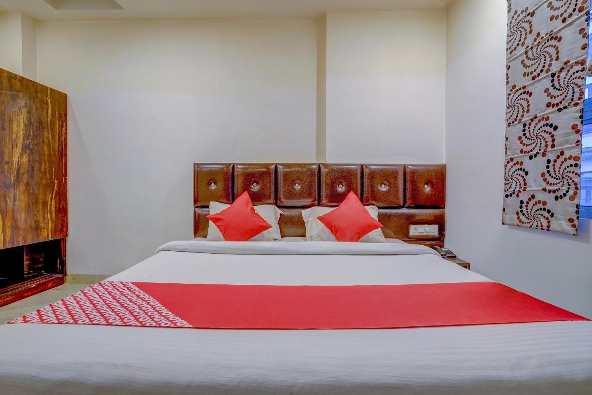 Super Hotel O Traveller Inn Lucknow Esterno foto
